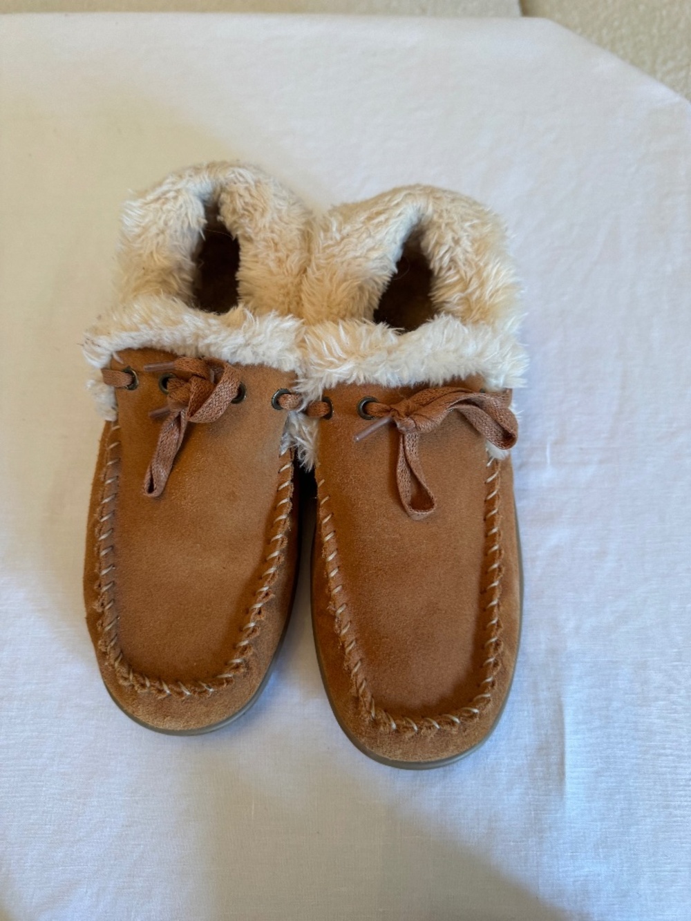 Slippers 2 pair